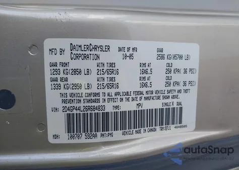 2006 Dodge Grand Caravan Sxt z USA, uszkodzony, nr VIN 2D4GP44L26R684833